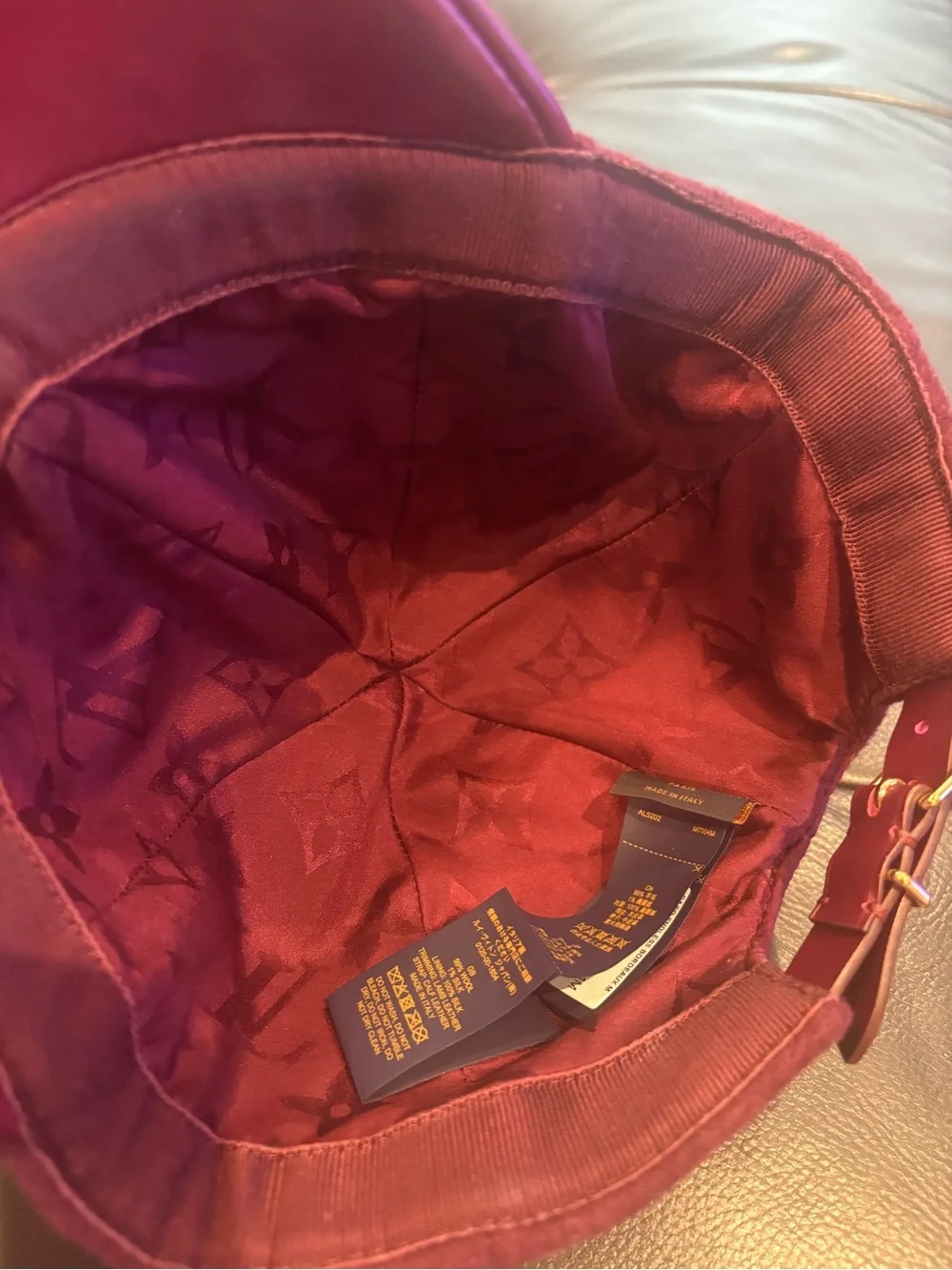Louis Vuitton endless cap wool Monogram